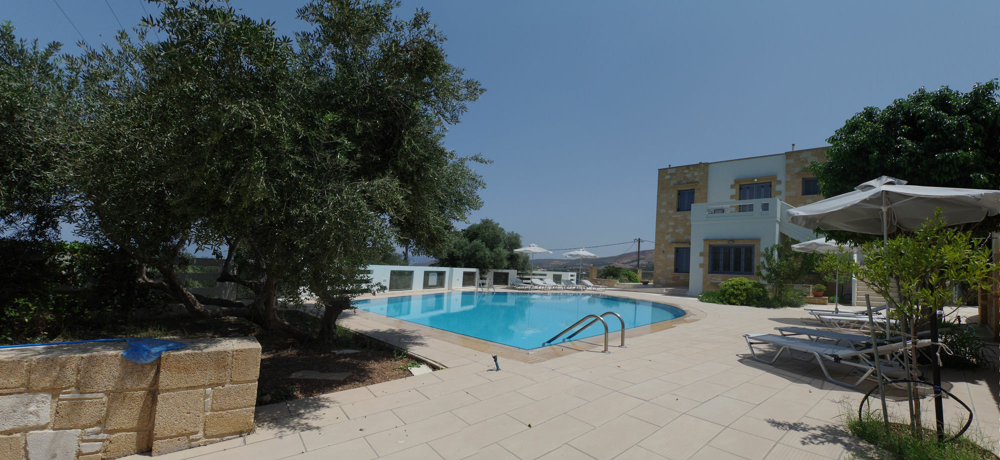 Apartamento Thealia Karefilianá Exterior foto